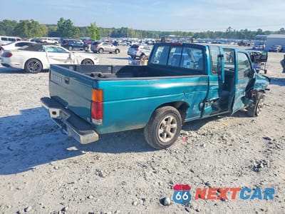 Trzecie zdjęcie samochodu z tyłu: 1997 NISSAN TRUCK XE VIN:1N6SD16S9VC324577 - miniatura