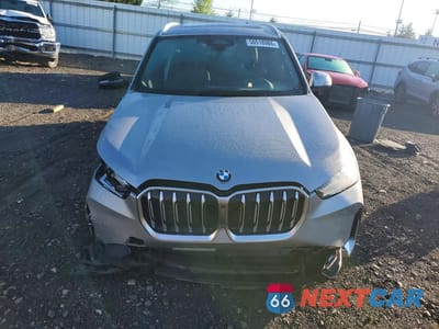 Piąte zdjęcie samochodu w środku: 2025 BMW X1 XDRIVE28I VIN:WBX73EF07S5051224 - miniatura