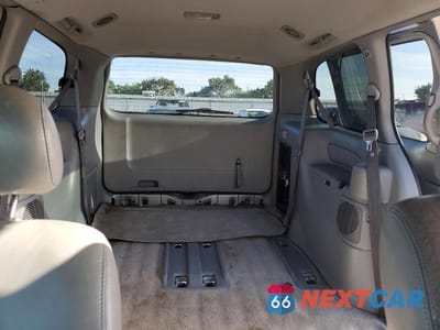 Zdjęcie 10 z 14 samochodu: 2002 TOYOTA SIENNA XLE VIN:4T3ZF13CX2U488633 - miniatura
