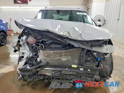 Piąte zdjęcie samochodu w środku: 2024 KIA CARNIVAL SX PRESTIGE VIN:KNDNE5H39R6392537 - miniatura