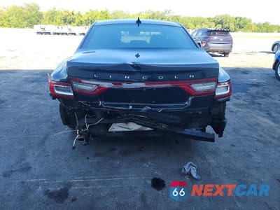 Zdjęcie 6 z 12 samochodu: 2019 LINCOLN CONTINENTAL VIN:1LN6L9HK9K5606264 - miniatura