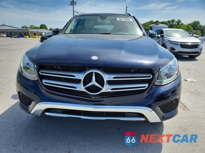 Piąte zdjęcie samochodu w środku: 2017 MERCEDES-BENZ GLC 300 4MATIC VIN:WDC0G4KB4HF241001 - miniatura