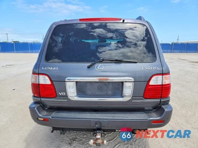 Zdjęcie 6 z 13 samochodu: 2005 LEXUS LX 470 VIN:JTJHT00W453549086 - miniatura