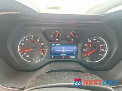 Zdjęcie 9 z 11 samochodu: 2019 CHEVROLET CAMARO LS VIN:1G1FB1RX8K0147088 - miniatura