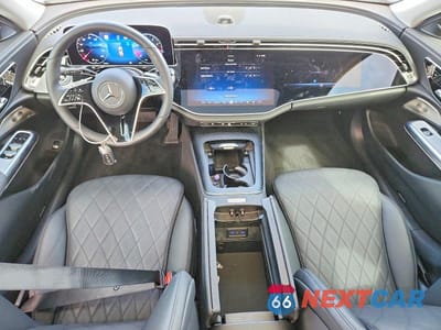 Zdjęcie 8 z 13 samochodu: 2024 MERCEDES-BENZ E 350 4MATIC VIN:W1KLF4HB3RA061428 - miniatura