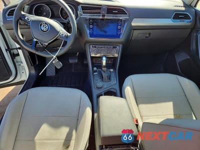 Zdjęcie 8 z 13 samochodu: 2021 VOLKSWAGEN TIGUAN SE VIN:3VV2B7AX5MM009336 - miniatura