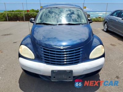 Piąte zdjęcie samochodu w środku: 2002 CHRYSLER PT CRUISER LIMITED VIN:3C8FY68B42T224436 - miniatura
