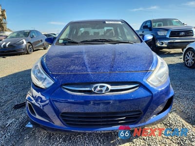 Piąte zdjęcie samochodu w środku: 2016 HYUNDAI ACCENT SE VIN:KMHCT4AE0GU124712 - miniatura