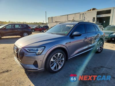 2021 AUDI E-TRON PREMIUM PLUS WA1LAAGEXMB010704 - główne zdjęcie licytacji z USA - miniatura