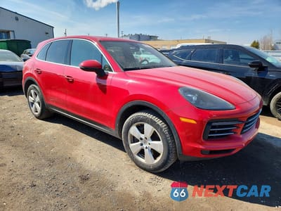 Czwarte zdjęcie samochodu z boku: 2022 PORSCHE CAYENNE VIN:WP1AA2AYXNDA01995 - miniatura