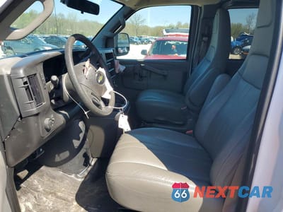 Zdjęcie 7 z 14 samochodu: 2025 CHEVROLET EXPRESS G3500 LS VIN:1GAZGNFP3S1213972 - miniatura