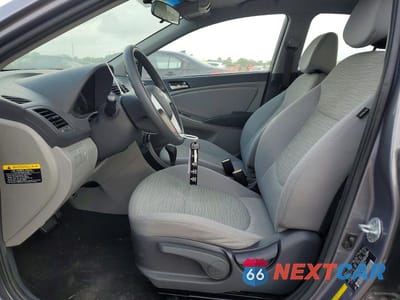 Zdjęcie 7 z 12 samochodu: 2016 HYUNDAI ACCENT SE VIN:KMHCT4AE3GU000644 - miniatura