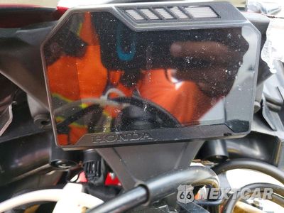 Zdjęcie 7 z 9 samochodu: 2022 HONDA CBR1000 RR VIN:JH2SC771XNK500080 - miniatura