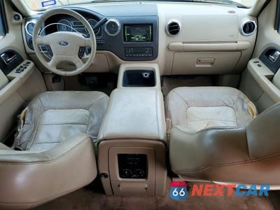 Zdjęcie 8 z 13 samochodu: 2005 FORD EXPEDITION EDDIE BAUER VIN:1FMFU175X5LA23986 - miniatura
