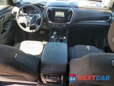 Zdjęcie 8 z 12 samochodu: 2018 CHEVROLET TRAVERSE LS VIN:1GNERFKW8JJ249004 - miniatura