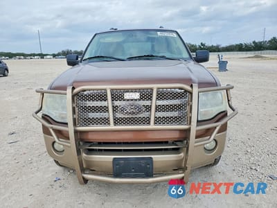 Piąte zdjęcie samochodu w środku: 2011 FORD EXPEDITION XLT VIN:1FMJU1H5XBEF37524 - miniatura