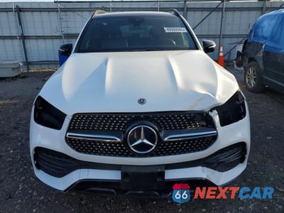 Piąte zdjęcie samochodu w środku: 2020 MERCEDES-BENZ GLE 350 4MATIC VIN:4JGFB4KB0LA045752 - miniatura