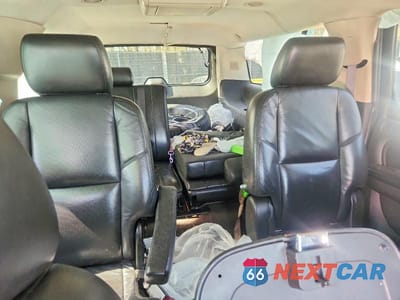 Zdjęcie 10 z 12 samochodu: 2011 CADILLAC ESCALADE ESV LUXURY VIN:1GYS4HEF1BR245598 - miniatura