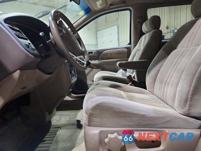 Zdjęcie 7 z 14 samochodu: 2000 TOYOTA SIENNA CE VIN:4T3ZF19C2YU202385 - miniatura