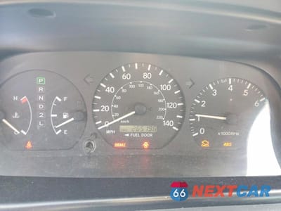 Zdjęcie 9 z 11 samochodu: 2001 TOYOTA CAMRY LE VIN:4T1BG22KX1U864980 - miniatura