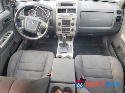 Zdjęcie 8 z 13 samochodu: 2012 FORD ESCAPE XLT VIN:1FMCU0D74CKB64025 - miniatura