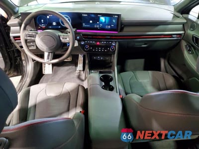Zdjęcie 8 z 12 samochodu: 2025 HYUNDAI SONATA N LINE VIN:KMHL54JC6SA496347 - miniatura