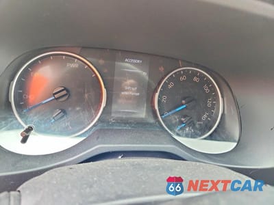 Zdjęcie 9 z 12 samochodu: 2022 TOYOTA RAV4 XLE PREMIUM VIN:JTMB6RFV6ND059200 - miniatura