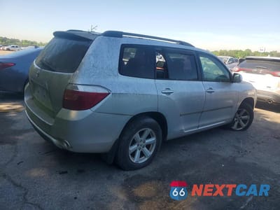 Trzecie zdjęcie samochodu z tyłu: 2010 TOYOTA HIGHLANDER SE VIN:5TDKK3EH7AS017850 - miniatura