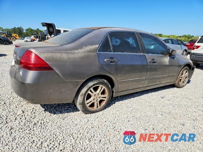 Trzecie zdjęcie samochodu z tyłu: 2007 HONDA ACCORD EX VIN:1HGCM56767A125366 - miniatura