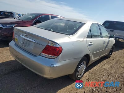 Trzecie zdjęcie samochodu z tyłu: 2005 TOYOTA CAMRY LE VIN:4T1BE32K65U098084 - miniatura