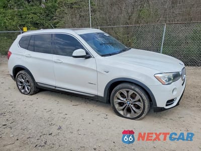 Czwarte zdjęcie samochodu z boku: 2016 BMW X3 XDRIVE28I VIN:5UXWX9C5XG0D80574 - miniatura