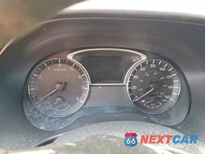 Zdjęcie 9 z 14 samochodu: 2017 NISSAN PATHFINDER S VIN:5N1DR2MN4HC615052 - miniatura