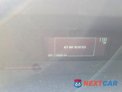 Zdjęcie 9 z 12 samochodu: 2010 TOYOTA PRIUS III VIN:JTDKN3DU3A1092225 - miniatura