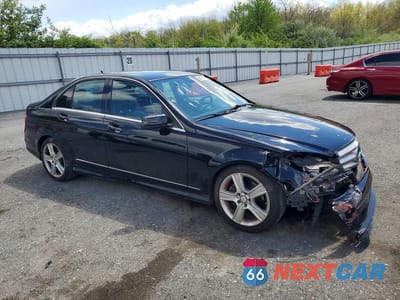 Czwarte zdjęcie samochodu z boku: 2010 MERCEDES-BENZ C 300 4MATIC VIN:WDDGF8BB4AR105699 - miniatura