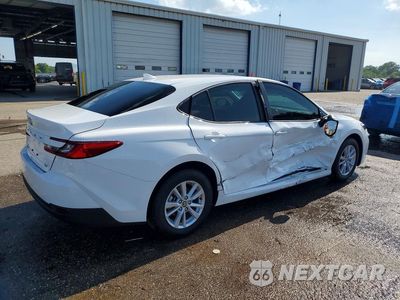 Trzecie zdjęcie samochodu z tyłu: 2026 TOYOTA CAMRY LE VIN:4T1DAACK7TU727873 - miniatura