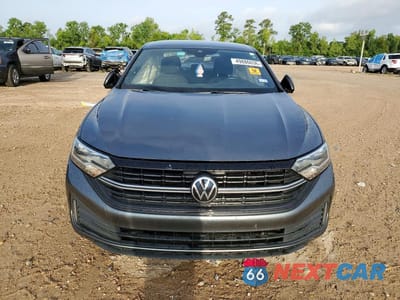 Piąte zdjęcie samochodu w środku: 2024 VOLKSWAGEN JETTA SPORT VIN:3VWBM7BU1RM001767 - miniatura