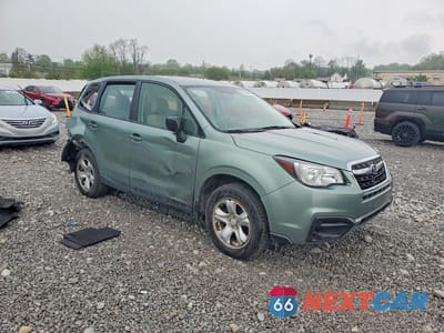 Czwarte zdjęcie samochodu z boku: 2018 SUBARU FORESTER 2.5I VIN:JF2SJAAC0JG616599 - miniatura