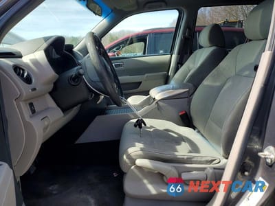 Zdjęcie 7 z 13 samochodu: 2011 HONDA PILOT LX VIN:5FNYF4H25BB094315 - miniatura