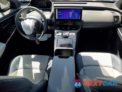Zdjęcie 8 z 13 samochodu: 2023 SUBARU SOLTERRA PREMIUM VIN:JTMABABA2PA032284 - miniatura