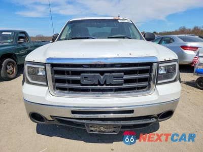 Piąte zdjęcie samochodu w środku: 2010 GMC SIERRA C1500 SL VIN:1GTSCUEA6AZ125347 - miniatura