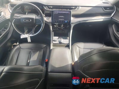 Zdjęcie 8 z 13 samochodu: 2023 JEEP GRAND CHEROKEE LIMITED VIN:1C4RJHBGXP8895599 - miniatura