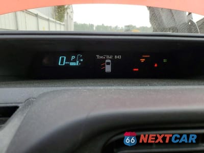 Zdjęcie 9 z 12 samochodu: 2014 TOYOTA PRIUS C TWO VIN:JTDKDTB35E1075090 - miniatura