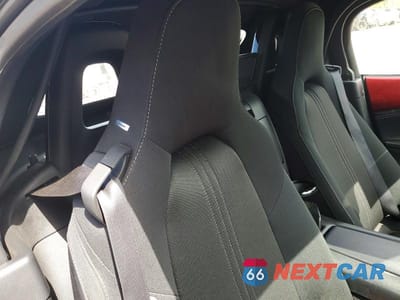 Zdjęcie 10 z 13 samochodu: 2022 MAZDA MX-5 MIATA CLUB VIN:JM1NDAC77N0505582 - miniatura