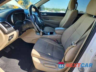Zdjęcie 7 z 13 samochodu: 2019 JEEP GRAND CHEROKEE LAREDO VIN:1C4RJFAG7KC724756 - miniatura