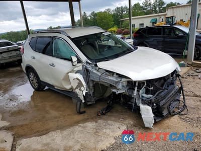 Czwarte zdjęcie samochodu z boku: 2018 NISSAN ROGUE SV VIN:JN8AT2MT0JW492060 - miniatura