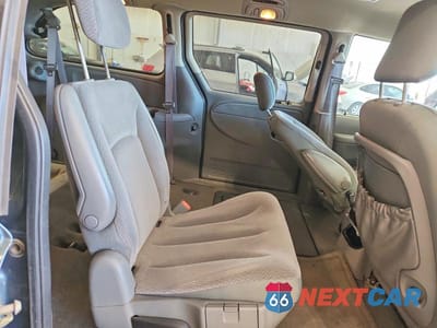 Zdjęcie 11 z 13 samochodu: 2006 DODGE GRAND CARAVAN SXT VIN:2D4GP44L36R825277 - miniatura