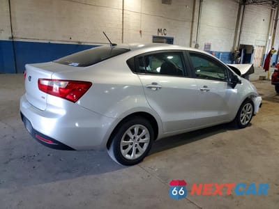 Trzecie zdjęcie samochodu z tyłu: 2014 KIA RIO LX VIN:KNADM4A32E6387612 - miniatura