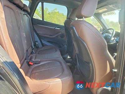 Zdjęcie 11 z 14 samochodu: 2018 BMW X1 XDRIVE28I VIN:WBXHT3C34J5L33343 - miniatura