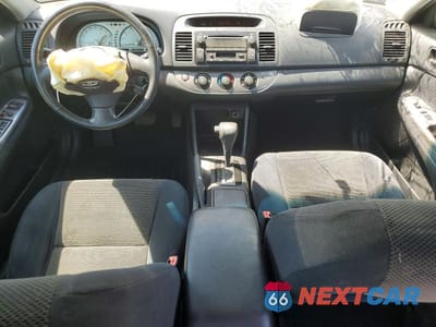 Zdjęcie 8 z 13 samochodu: 2002 TOYOTA CAMRY SE V6 VIN:4T1BF32K02U511433 - miniatura