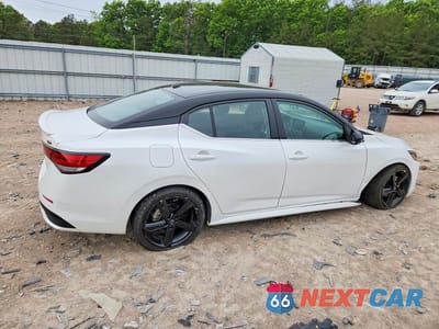Trzecie zdjęcie samochodu z tyłu: 2024 NISSAN SENTRA SR VIN:3N1AB8DV2RY298429 - miniatura